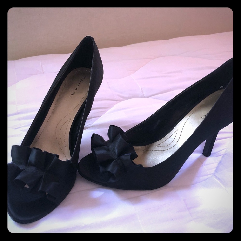 Tahari heels